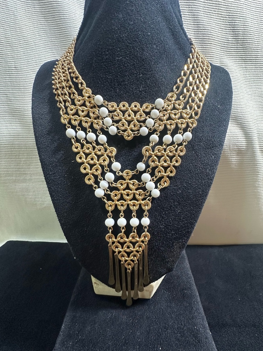 Vtg: Multi-Strand Beaded Milk Glass Bib Necklace